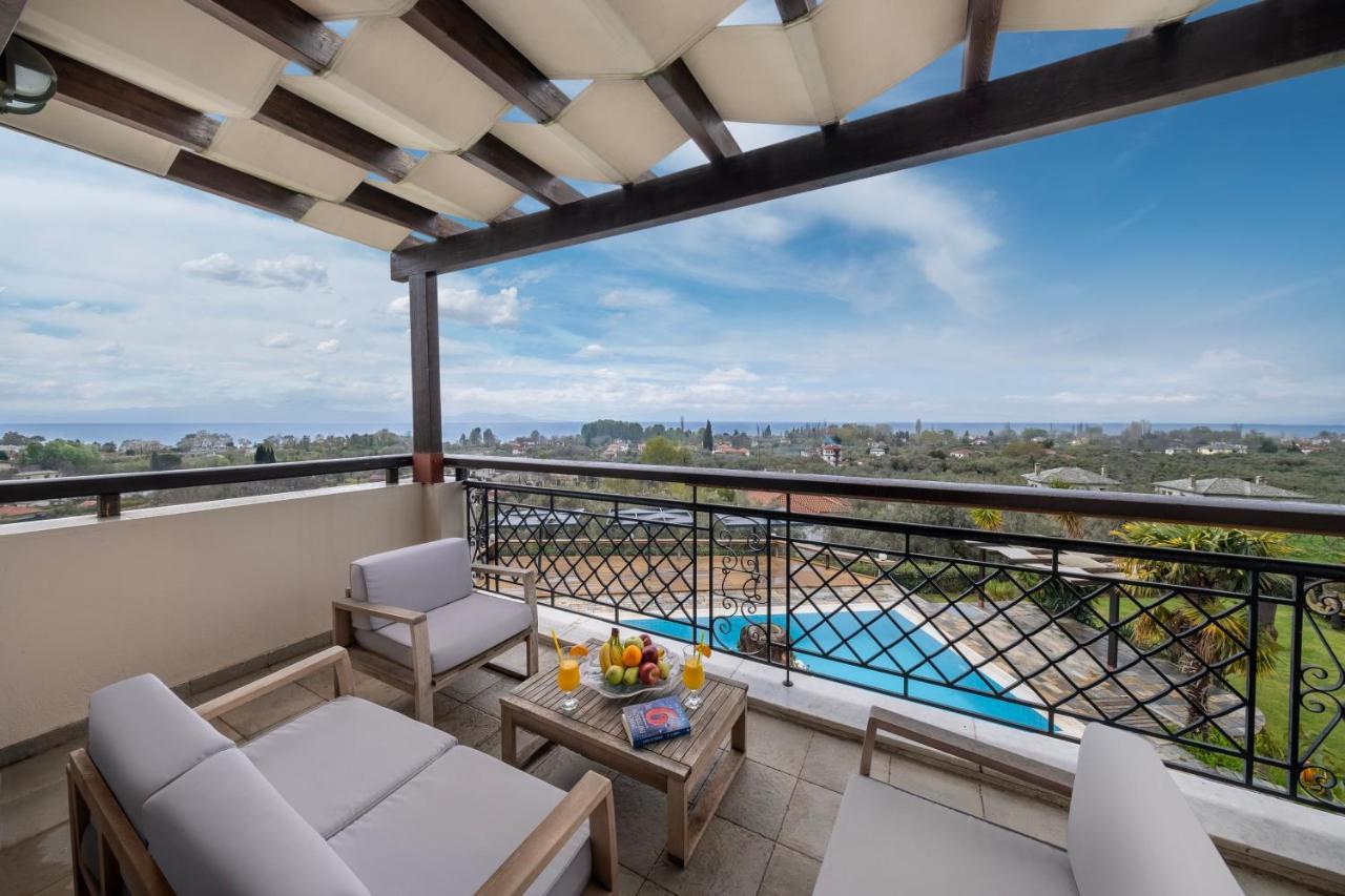 Iakovakis Suites & Spa Коропи Екстериор снимка