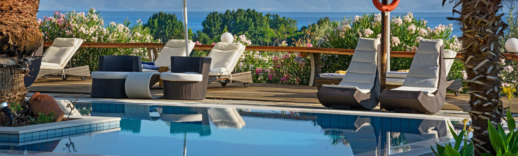 Iakovakis Suites & Spa Коропи Екстериор снимка